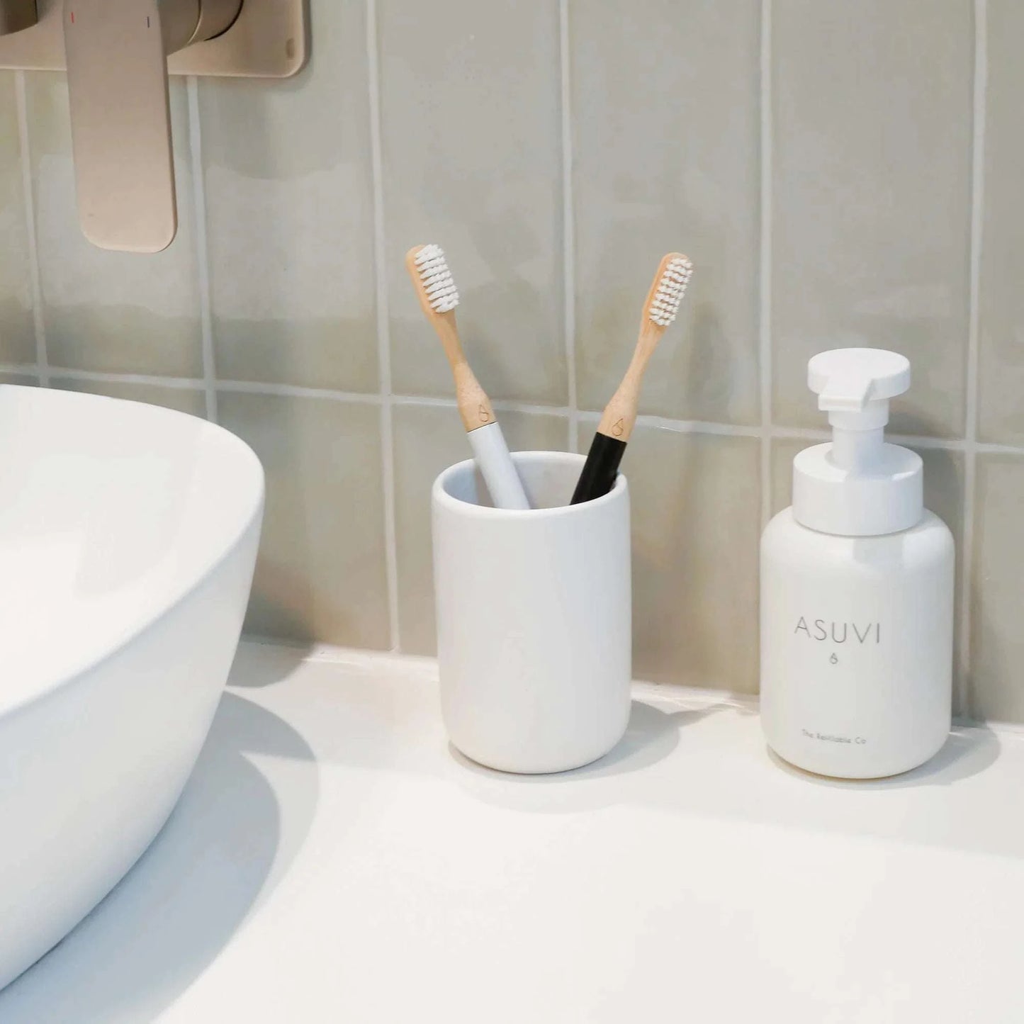 Asuvi - Eco Toothbrush
