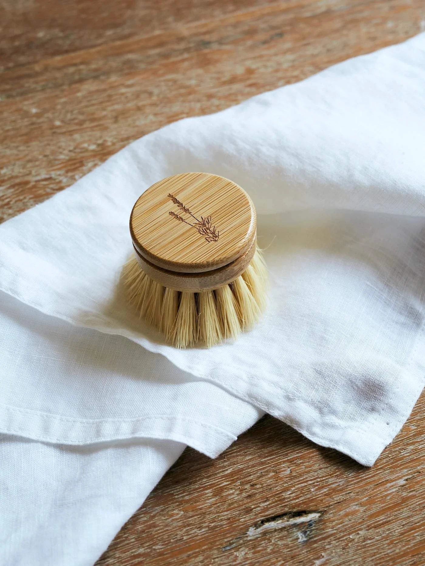 The Conscious Store - Bamboo Dish Brush with Sisal Bristles