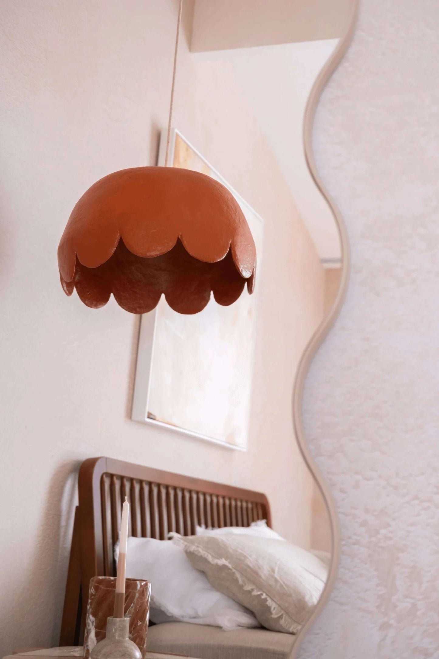 Her Hands - Pulp Pendant Lights (Scallop Pendant - Large)