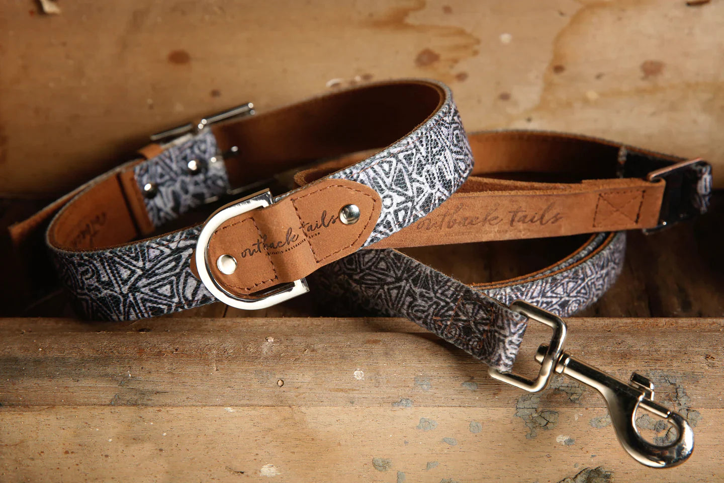 Outback Tails - Leather Dog Lead - Mina Mina