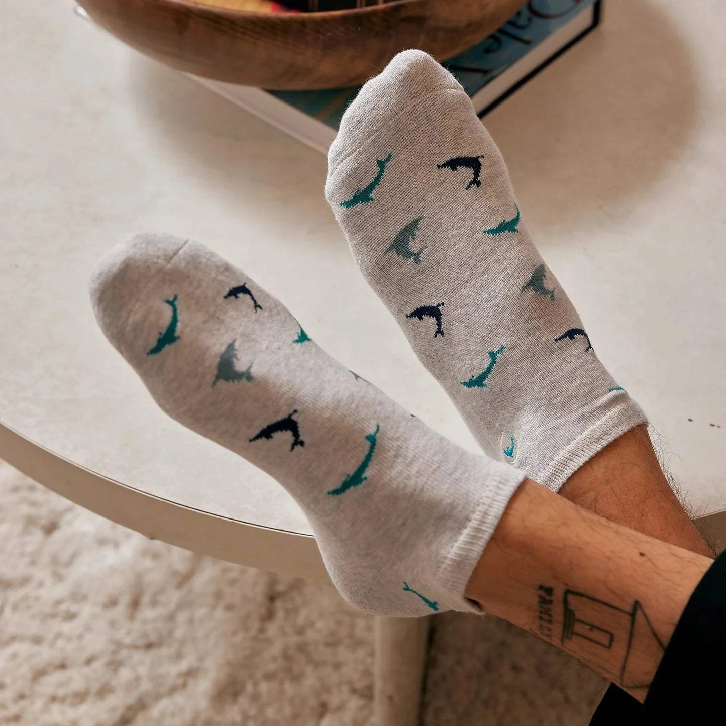 Conscious Step - Pair: Socks that protect dolphins (ankle)