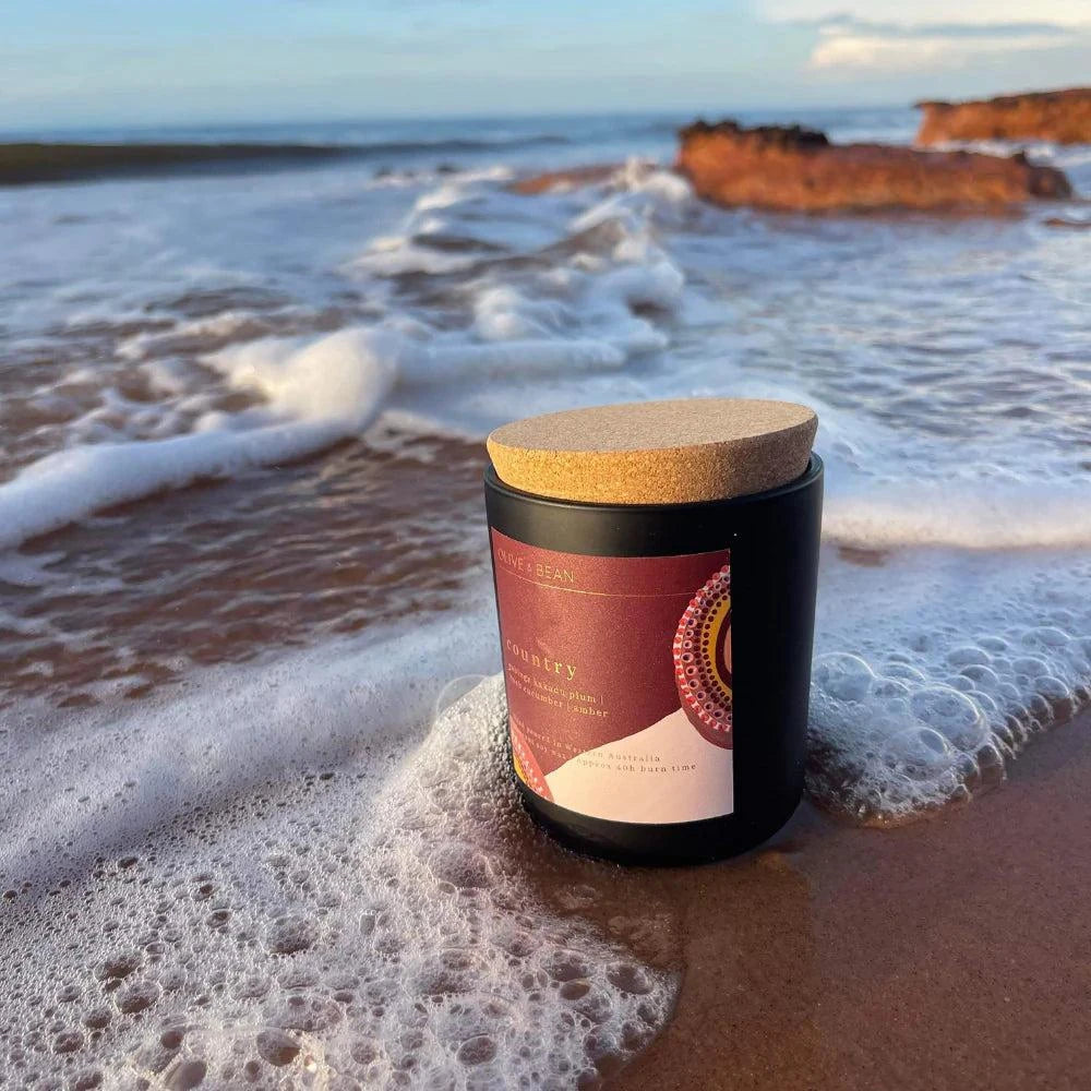 Olive & Bean - Country candle
