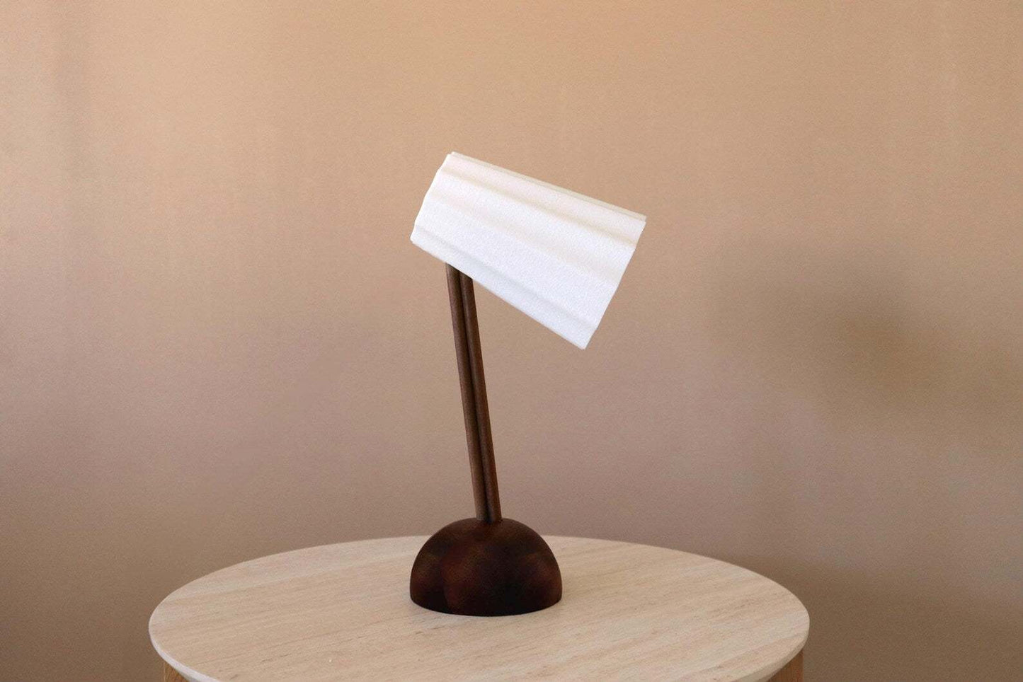 VividdDesign - FLOE table lamp