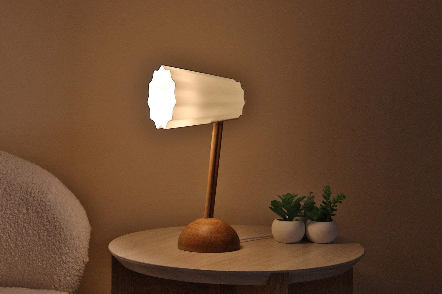 VividdDesign - FLOE table lamp