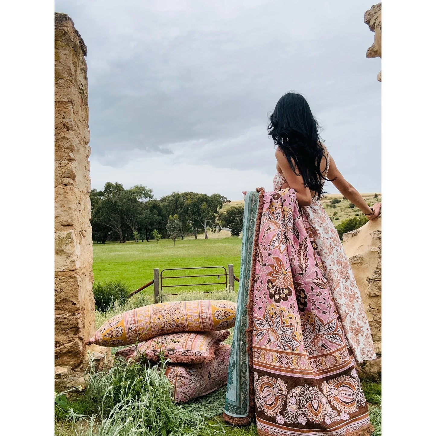 Picnic Mantra - Isla Picnic Rug/Woven Throw