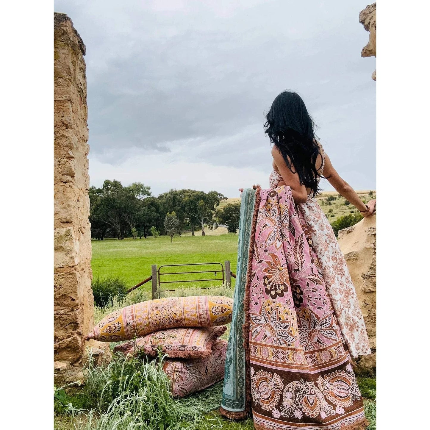 Picnic Mantra - Isla Picnic Rug/Woven Throw