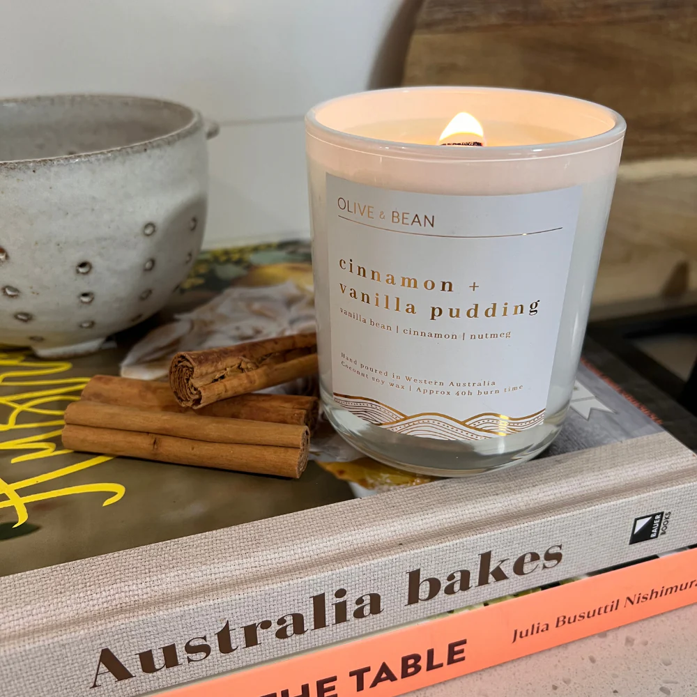 Olive & Bean - Cinnamon and Vanilla Pudding Christmas Candle