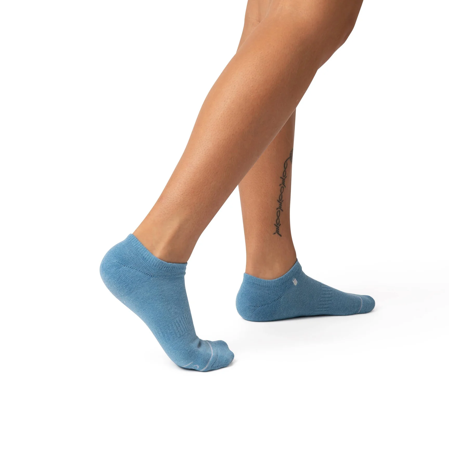 Conscious Step - Gift Box: Socks that give books