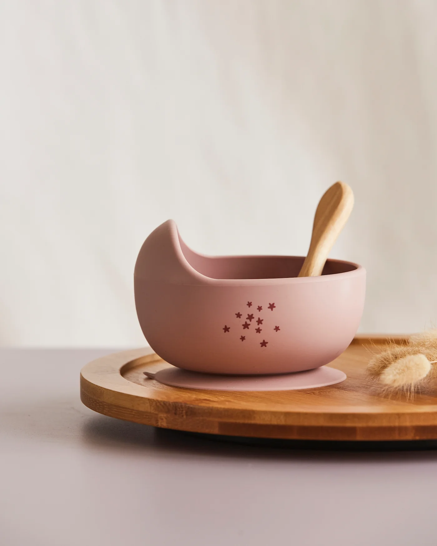 The Conscious Store - Silicone Baby Suction Bowl with Wooden Spoon