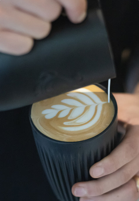 Huskee - 12 oz cup and lid