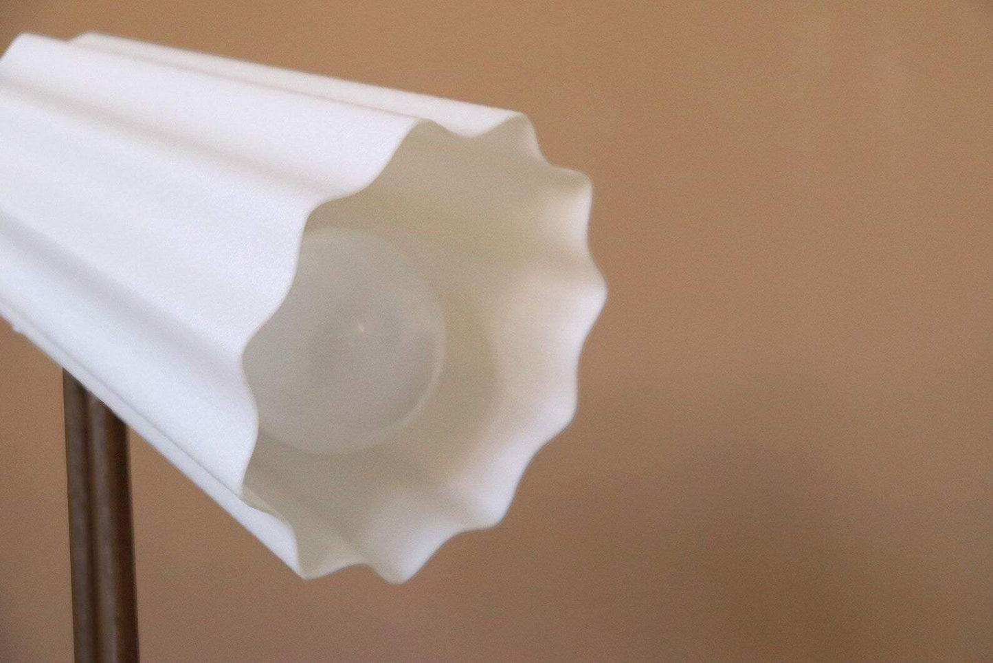VividdDesign - FLOE table lamp