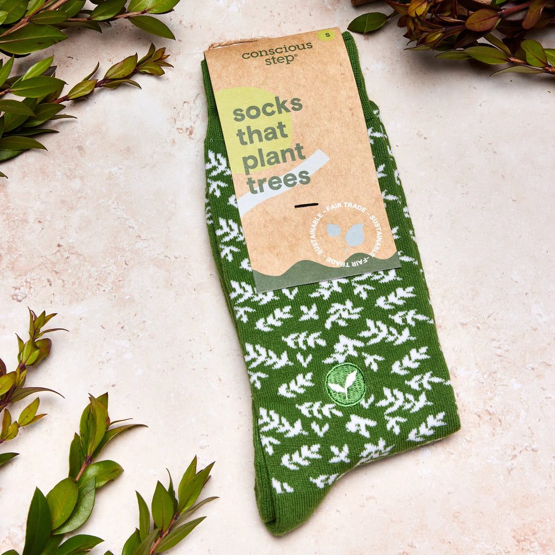 Conscious Step - Pair: Socks that plant trees (leaves)
