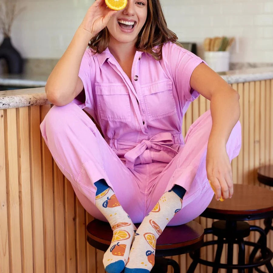 Conscious Step - Pair: Socks that plant trees (oranges)