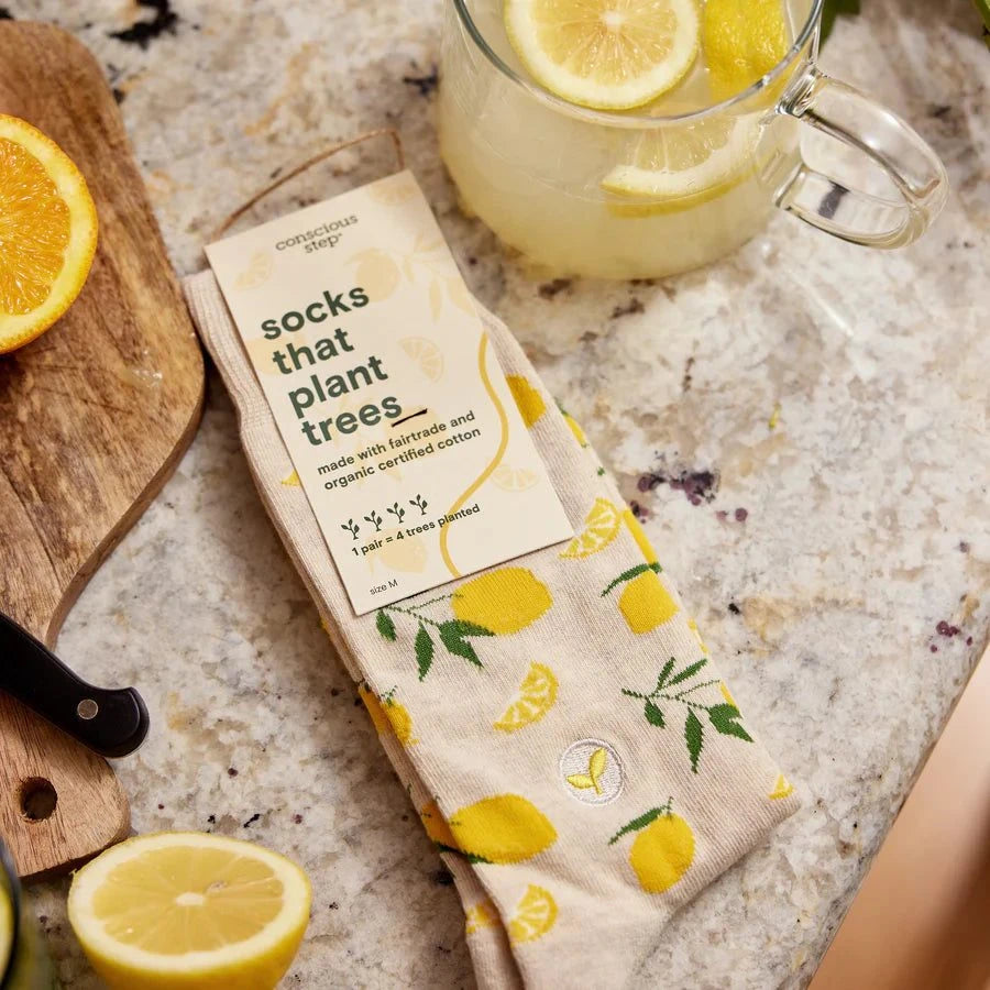 Conscious Step - Pair: Socks that plant trees (lemons)