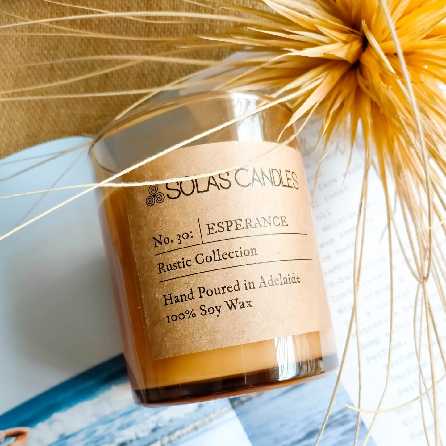 Solas Candles Rustic Collection No.30 Esperance, fruity and spicy scented candle with notes of orange, musk, and cinnamon.