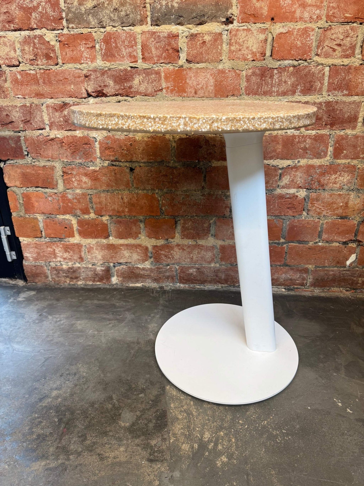 Bio Furniture - Eggshell Laptop Table
