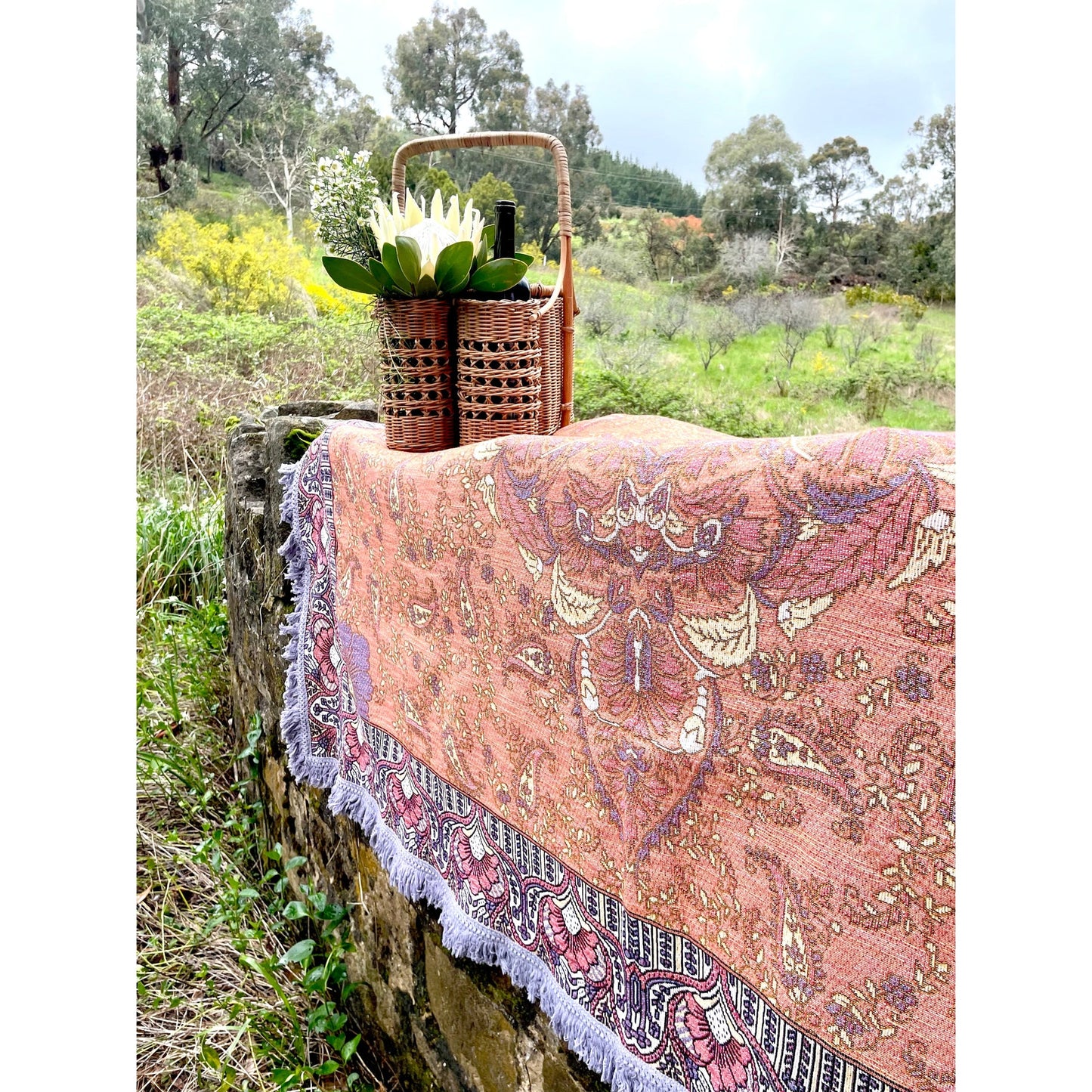 Picnic Mantra - Mila Picnic Rug/Woven Throw