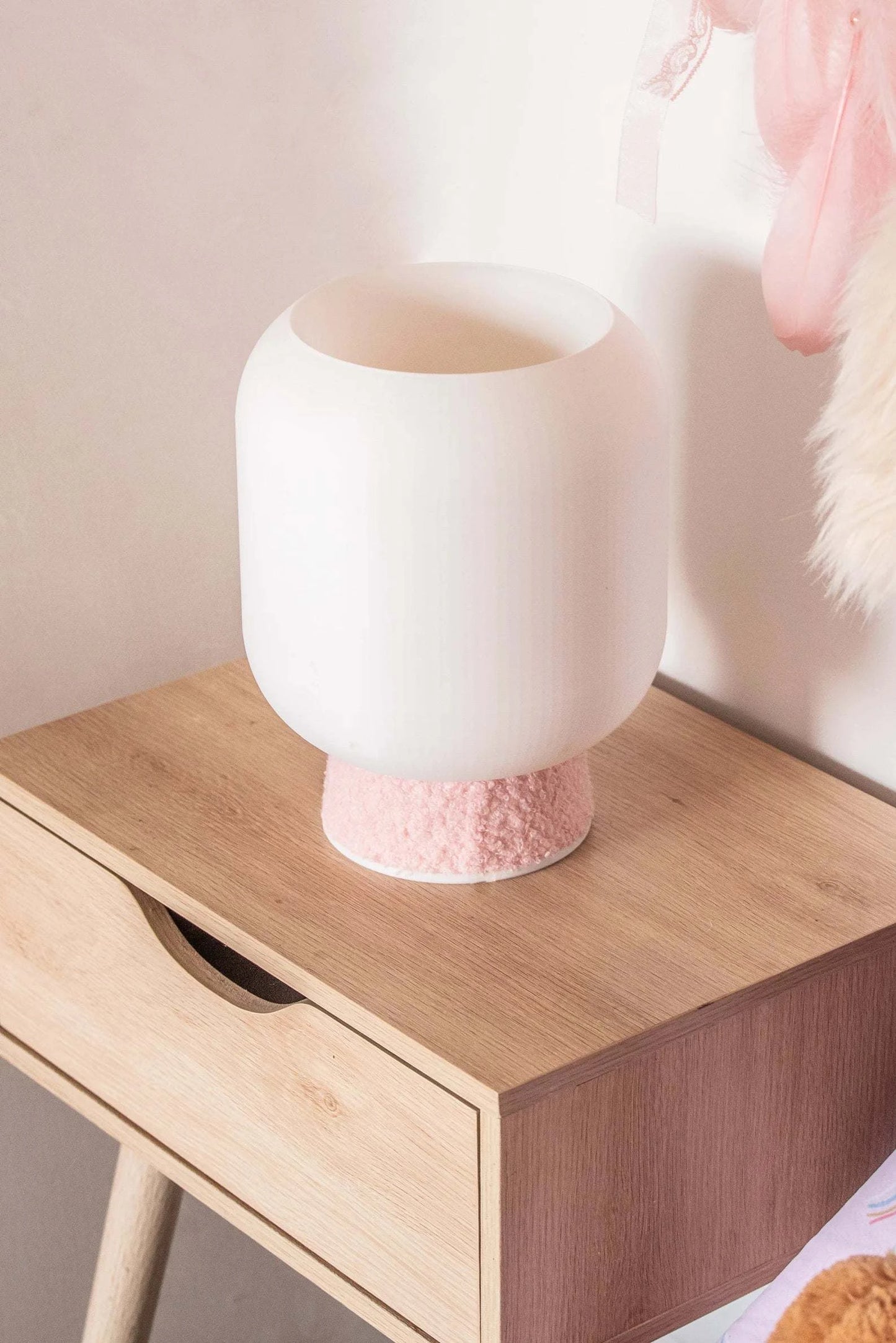 VividdDesign - KUMO Sherpa table lamp