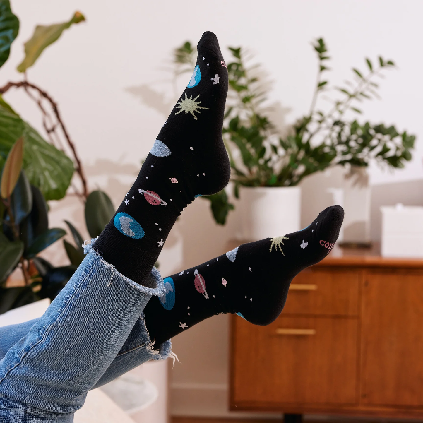 Conscious Step - Pair: Socks that support space exploration