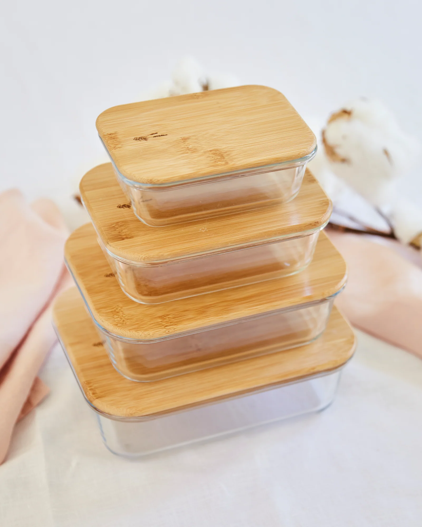 The Conscious Store - Glass Storage Containers with Bamboo Lid (set of 4)