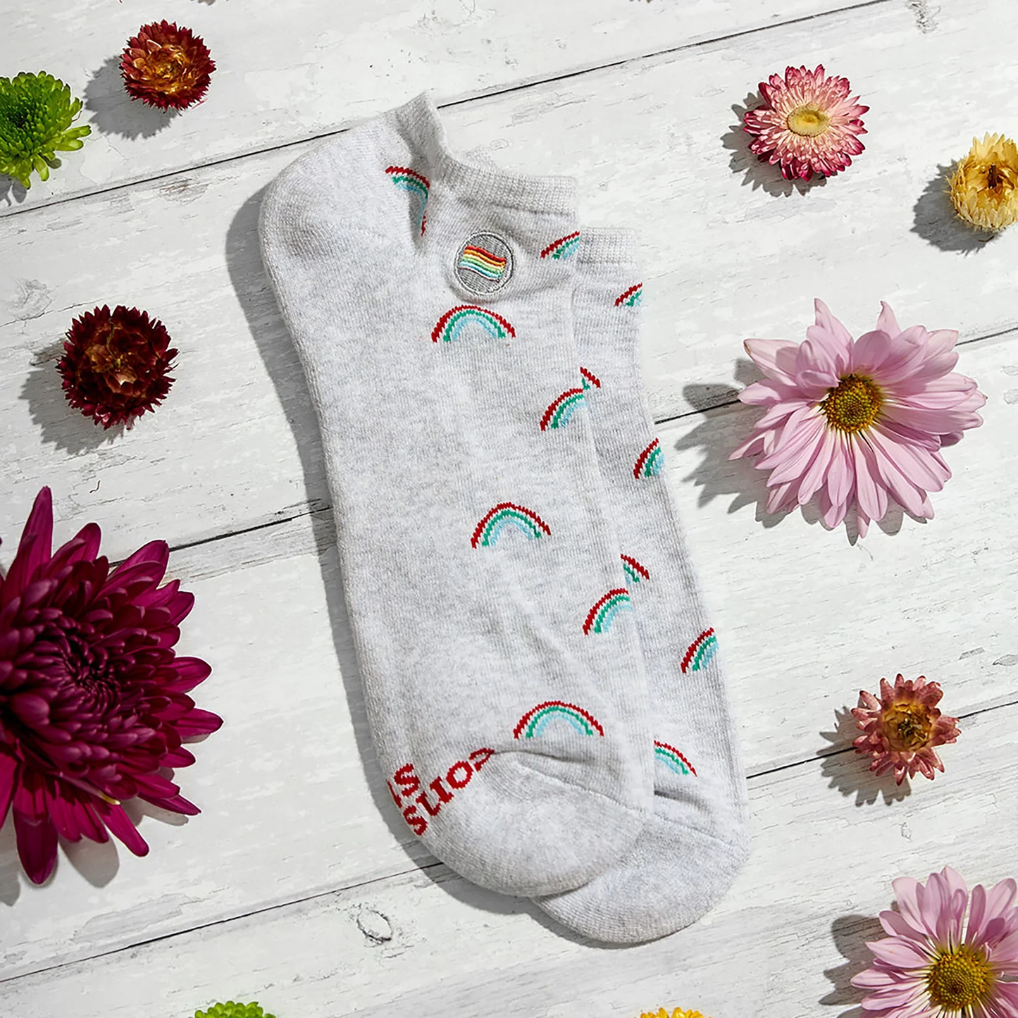 Conscious Step - Pair: Socks that save LGBTQ lives (ankle)