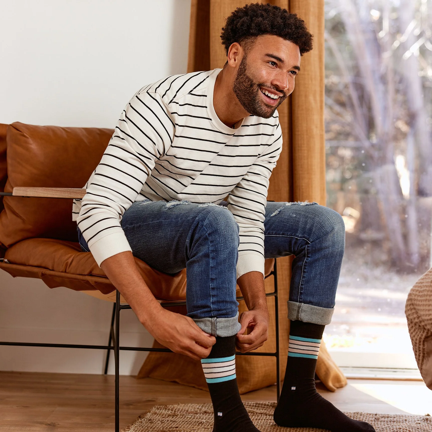 Conscious Step - Pair: Socks that save lgbtq lives