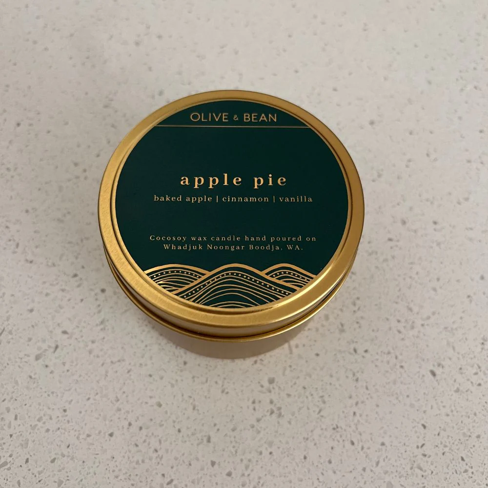 Olive & Bean - Apple Pie Christmas Candle