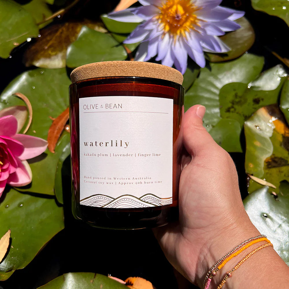 Olive & Bean - Waterlily candle